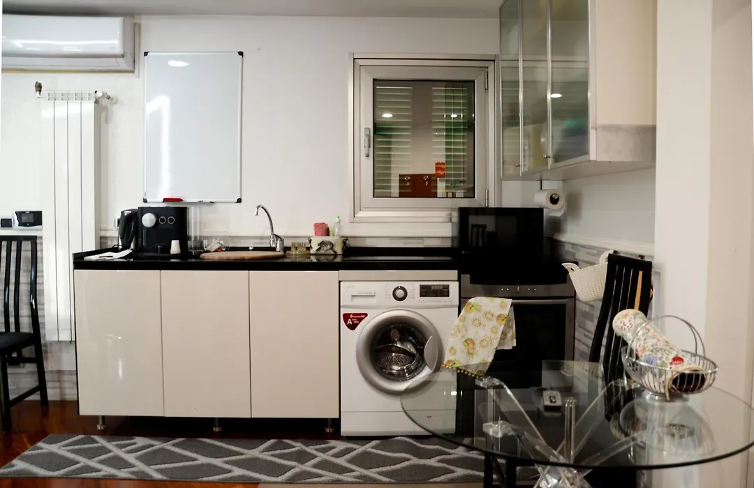 Magnifico 122 Apartment-1